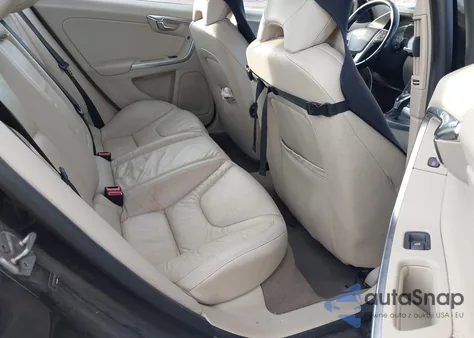 2014 Volvo S60 T5 from USA, damaged, VIN YV1612FS4E1285938